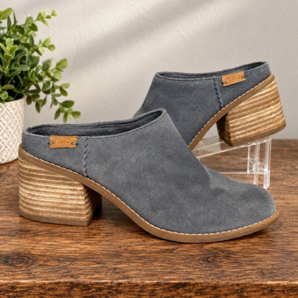 TOMS Leila Mule Womens 6.5 Grey Suede Stacked Block Heel Slip On Shoes
